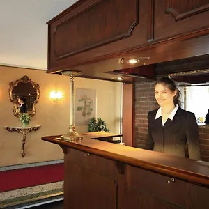 Lafayette Hotell