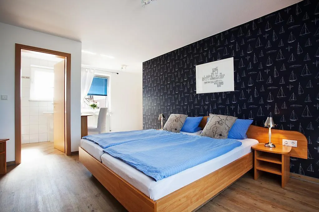 Hotel Hus Achtern Diek Hamburg-Harburg 3*,